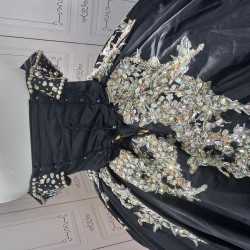 Crystal Black Quinceanera Dresses Sweetheart Off the Shoulder Vestidos De 15 Anos Quinceanera Custom Made With Bow