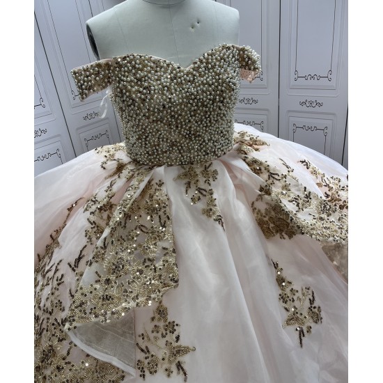 Customized Luxury Off Shoulder Ball Gown Pink Quinceanera Dress 2024 Princess Pearl Vestidos De 15 Anos