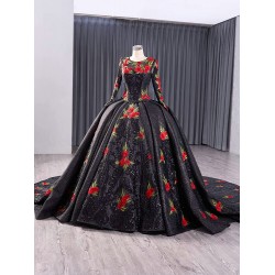 Long Sleeve Black Quinceanera Dresses Embroidered Flowers Sequins Sweet 15 16 Party Dresses