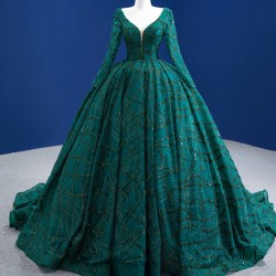 Long Sleeve Emerald Green Quinceanera Dress 2024 Princess Ball Gown V Neck Prom Dress