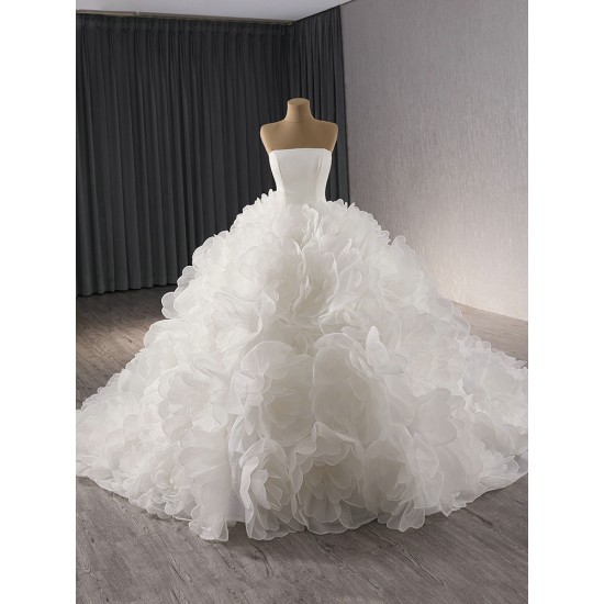 Ruffled Ball Gown Wedding Dress 3D Flowers Backless Lace up Princess Dress Strapless Sleeveless Bride Gown 2024