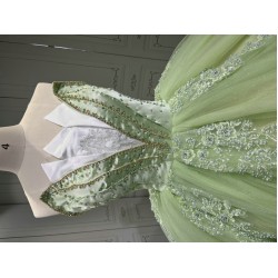 Sleeveless Sage Green Quince Dress Strapless Vestidos De XV Anos Lace Appliques Sweet 15 Gowns