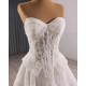 Sleeveless Wedding Dress Lace Appliques Sweetheart Neck Bridal Gowns With Detachable Sleeve