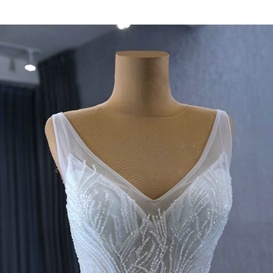 Sleeveless Wedding Dresses Spaghetti Strap Lace Appliques Bride Dresses Backless Lace Up Formal Wedding Gowns